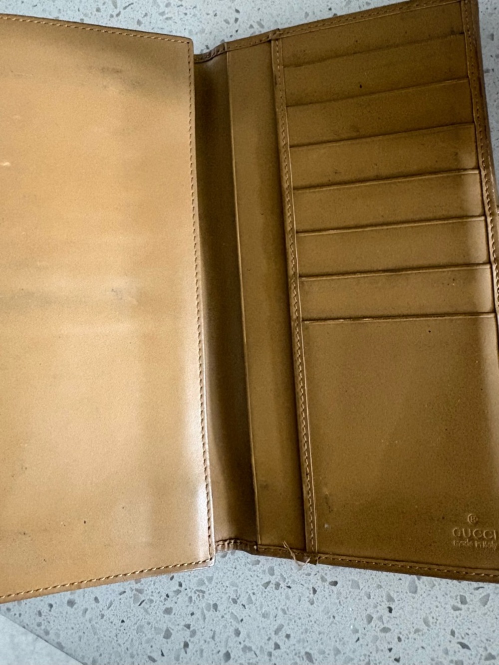 Vintage Gucci Beige Monogram Canvas Wallet with Red Web Stripe - Picture 3 of 4